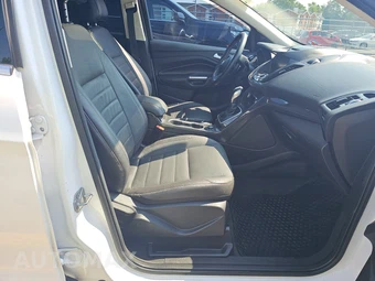 2014 Ford Escape Titanium – miniatura 8