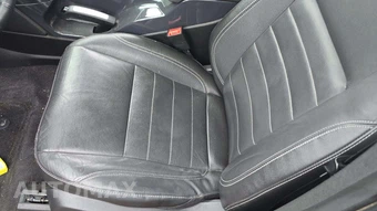 2014 Ford Escape Titanium – miniatura 22