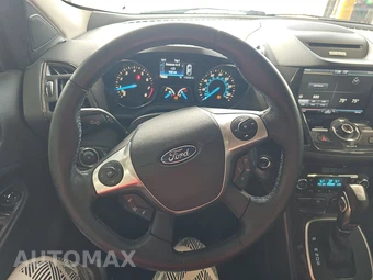 2014 Ford Escape Titanium - miniatura 10