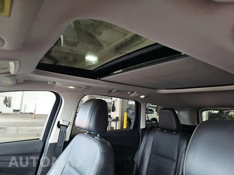 2014 Ford Escape Titanium - miniatura 18