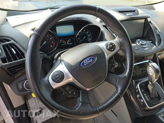 2014 Ford Escape Titanium – miniatura 10