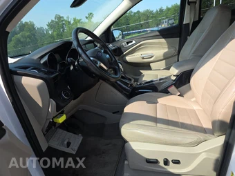 2014 Ford Escape Titanium – miniatura 7
