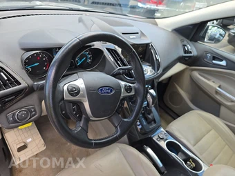 2014 Ford Escape Titanium – miniatura 11