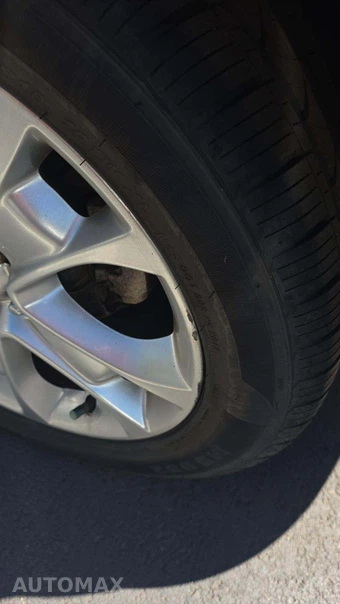 2014 Ford Escape Titanium – miniatura 25