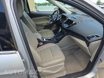 2014 Ford Escape Titanium – miniatura 8