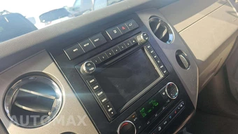 2014 Ford Expedition Limited – miniatura 25