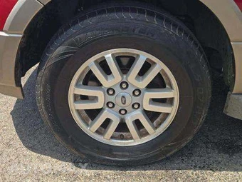 2014 Ford Expedition XLT – miniatura 36