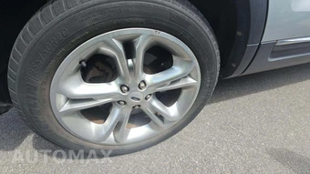 2014 Ford Explorer Limited – miniatura 30