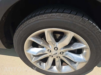 2014 Ford Explorer Limited – miniatura 28
