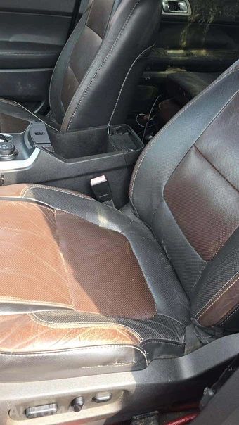2014 Ford Explorer Sport - miniatura 42