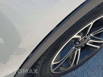 2014 Ford Explorer Sport - miniatura 25