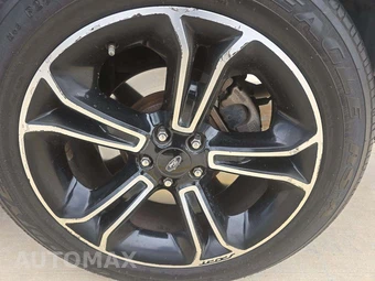 2014 Ford Explorer Sport – miniatura 29