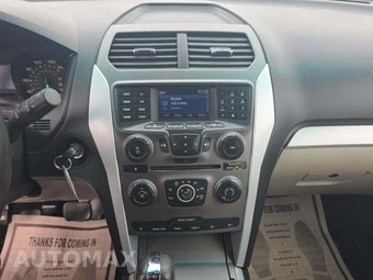2014 Ford Explorer XLT – miniatura 10