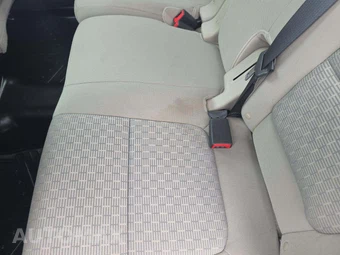 2014 Ford Explorer XLT – miniatura 22