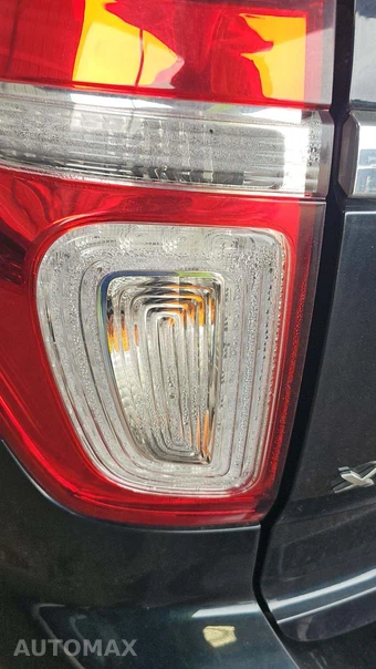 2014 Ford Explorer XLT – miniatura 29