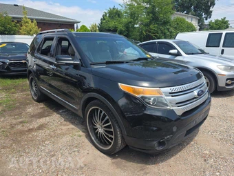 2014 Ford Explorer XLT – miniatura 4