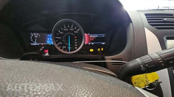 2014 Ford Explorer XLT – miniatura 23