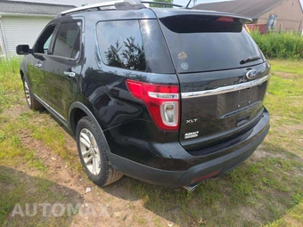 2014 Ford Explorer XLT – miniatura 2