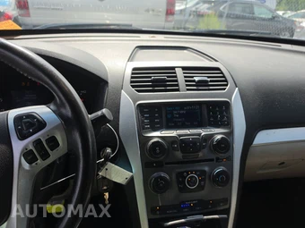 2014 Ford Explorer XLT - miniatura 11