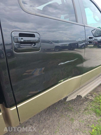 2014 Ford F-150 King Ranch Crew Cab Medium Bed – miniatura 32