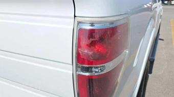 2014 Ford F-150 Lariat Crew Cab Short Bed - miniatura 31