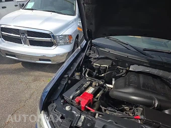 2014 Ford F-150 Lariat Crew Cab Short Bed - miniatura 31