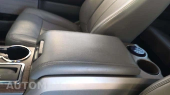 2014 Ford F-150 Lariat Crew Cab Short Bed - miniatura 28