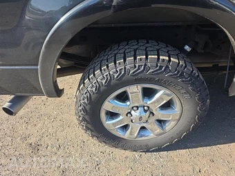 2014 Ford F-150 Lariat Crew Cab Short Bed - miniatura 10