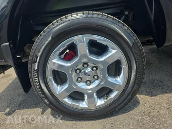 2014 Ford F-150 Lariat Crew Cab Short Bed - miniatura 10