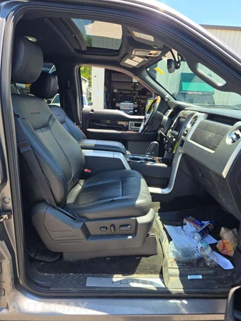 2014 Ford F-150 Platinum Crew Cab Short Bed - miniatura 15
