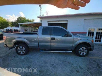 2014 Ford F-150 STX Extended Cab Medium Bed w/Rear Doors – miniatura 4