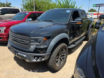 2014 Ford F-150 SVT Raptor Crew Cab Short Bed
