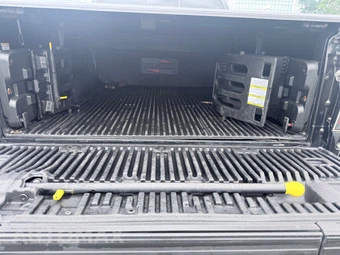 2014 Ford F-150 SVT Raptor Crew Cab Short Bed - miniatura 8