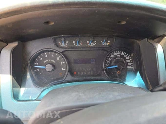 2014 Ford F-150 XL Crew Cab Medium Bed - miniatura 9