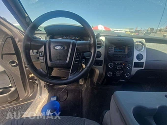 2014 Ford F-150 XLT Crew Cab Medium Bed – miniatura 10