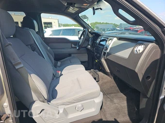 2014 Ford F-150 XLT Crew Cab Medium Bed – miniatura 8