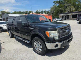 2014 Ford F-150 XLT Crew Cab Medium Bed - miniatura 4