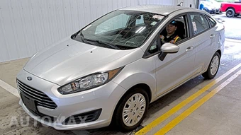 2014 Ford Fiesta S Sedan