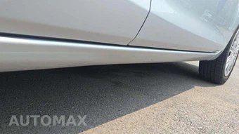 2014 Ford Fiesta S Sedan – miniatura 24