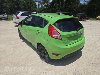 2014 Ford Fiesta SE Hatchback - miniatura 2
