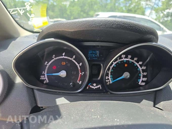 2014 Ford Fiesta SE Hatchback - miniatura 9