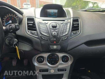 2014 Ford Fiesta SE Hatchback – miniatura 10