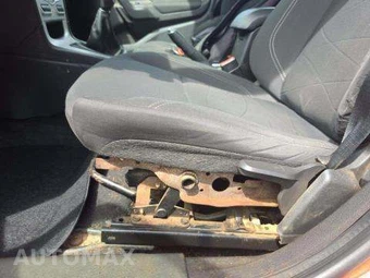 2014 Ford Fiesta SE Hatchback – miniatura 22