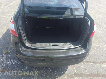 2014 Ford Fiesta SE Sedan – miniatura 14