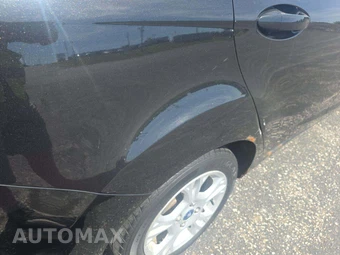 2014 Ford Fiesta SE Sedan – miniatura 37