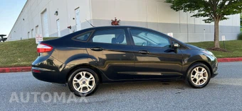 2014 Ford Fiesta SE Sedan - miniatura 3