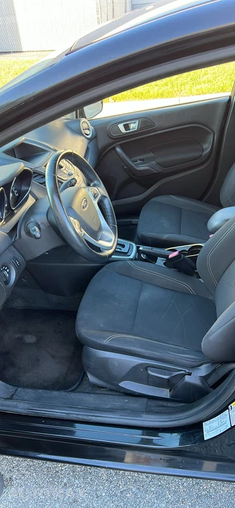 2014 Ford Fiesta SE Sedan - miniatura 5