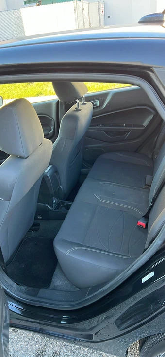 2014 Ford Fiesta SE Sedan - miniatura 6