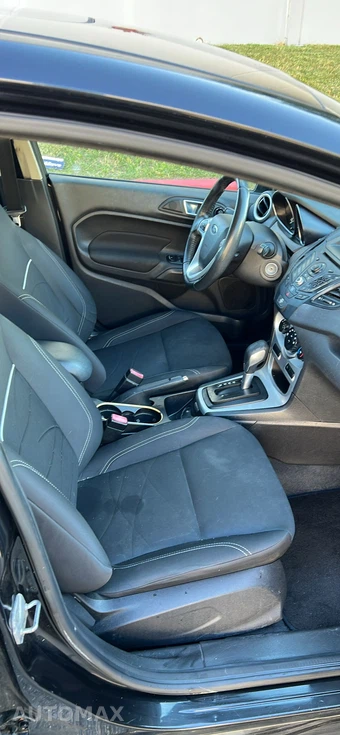 2014 Ford Fiesta SE Sedan - miniatura 9