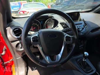 2014 Ford Fiesta ST Hatchback - miniatura 10